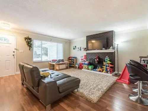 Surrey Rancher House For Sale - Updated Kitchen, Workshop, Large Lot