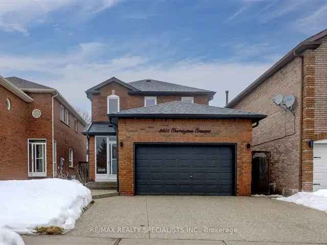 House For Sale in 3455, Cherrington Crescent, Mississauga, Ontario