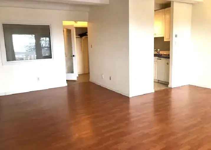 Executive Downtown Condominium in River Valley Area for Rent