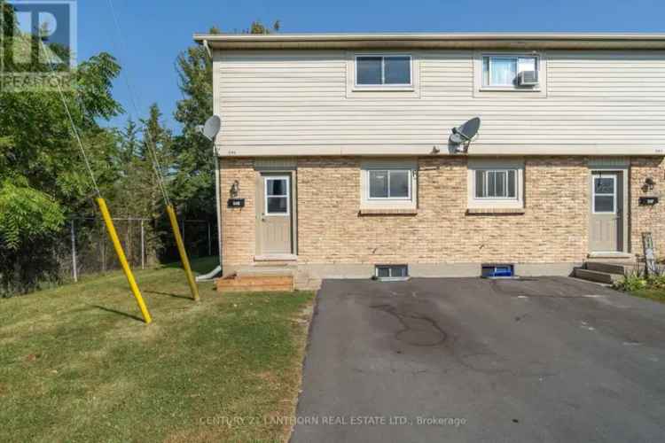 Cascade Court Townhome - 2 Beds, 2 Parking Spaces, Fenced Yard