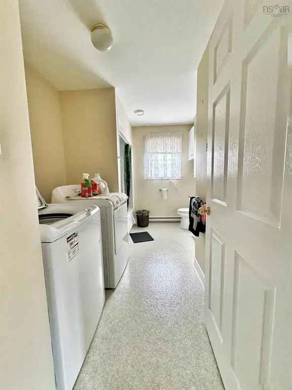 Berwick Duplex Investment Property - Two 2-Bedroom Units
