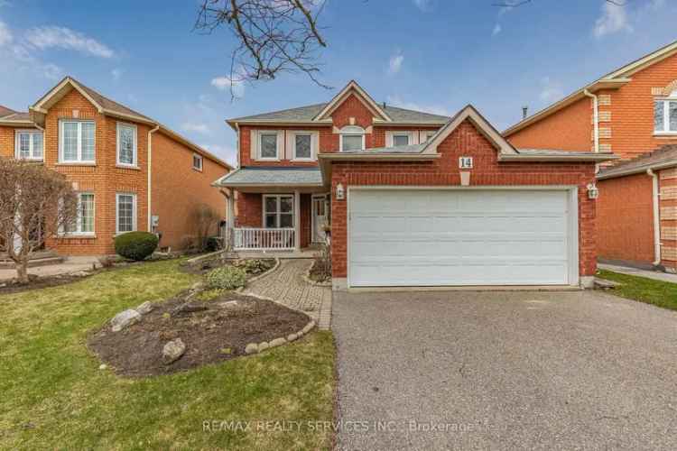Charming 2-Storey Home in Prestigious Valleywood