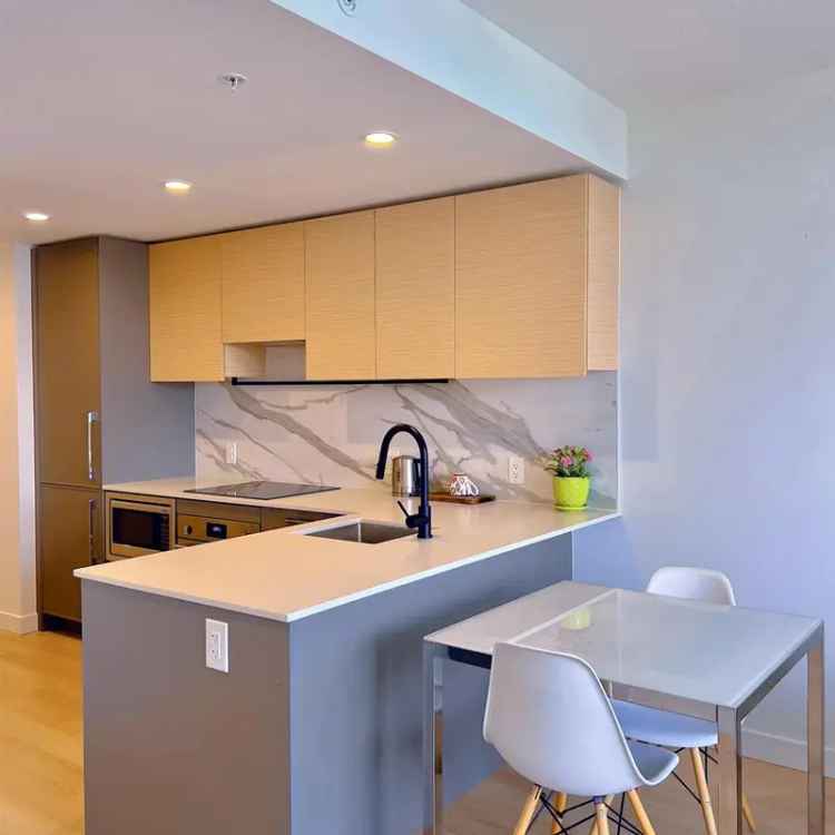 Fully Furnished 1-Bed Apartment Near King George Skytrain