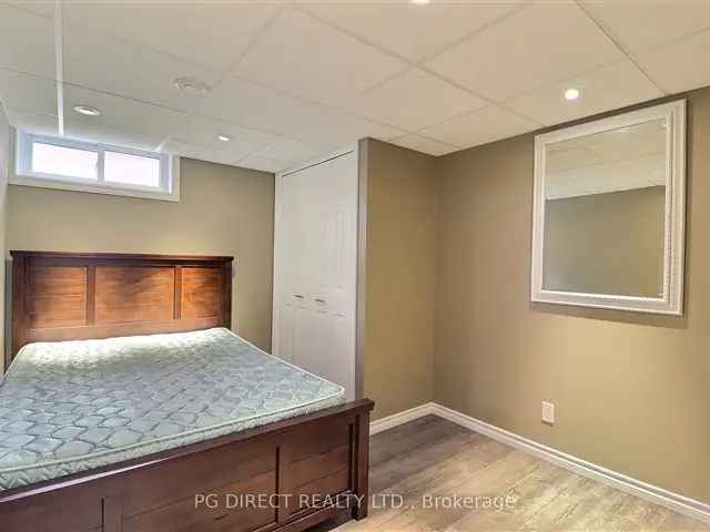 All Brick Bungalow in Aylmer - Finished Basement - Ravine Views