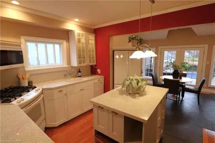 House For Sale in Stratford, Ontario