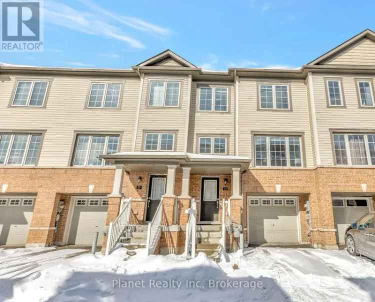 Beautiful Turnkey Townhome Near Conestoga College