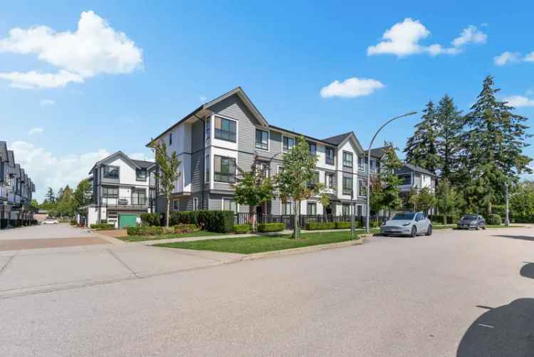 Grandview Surrey Townhouse for Sale - 4 Bed, 4 Bath