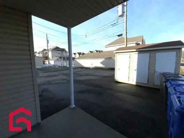 2-Bedroom Condo for Sale Lanaudiere Over 1038 sq ft