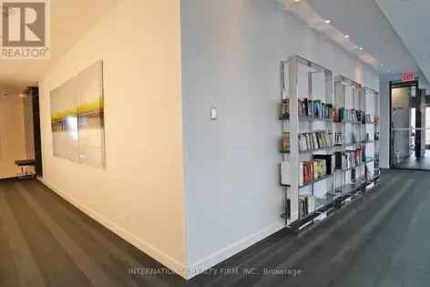 1 Bedroom 370 m² Condo in Toronto Entertainment District