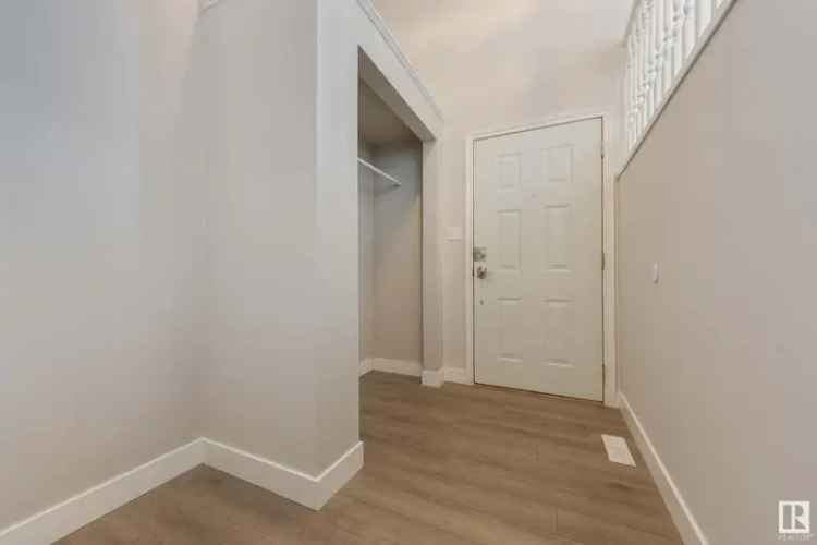 1540+ Sqft Renovated End Unit with Dbl Garage Pet-Friendly Complex