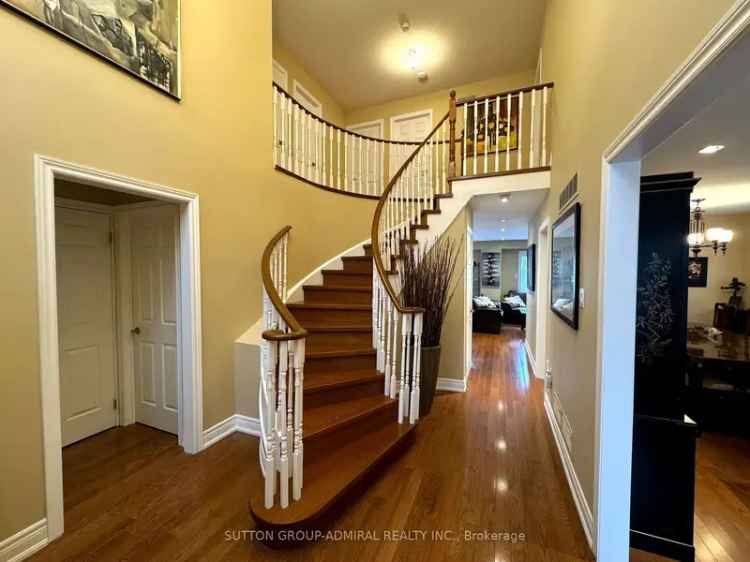 House For Sale in Vaughan, Ontario