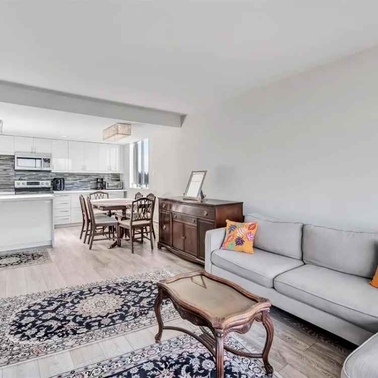 Fully Renovated 2-Bed 2-Bath Corner Unit with Amazing Views