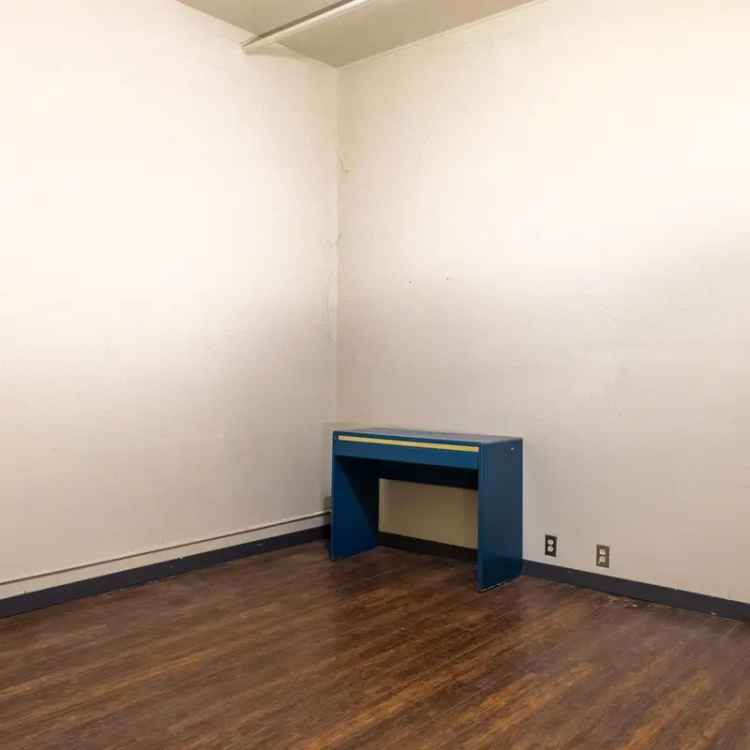 Coquitlam Industrial Unit for Lease 2490 SF