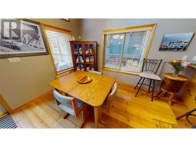 Radium Mountain Home 4 Beds 3 Baths Luxury Retreat