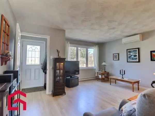 Family Bungalow for Sale Near Schools and Amenities