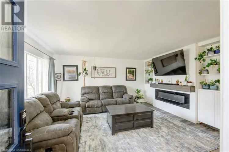 Charming Full Brick Bungalow Near Schools and Parks
