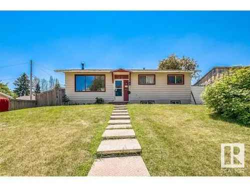 House For Sale In Forest Heights, Calgary, Alberta