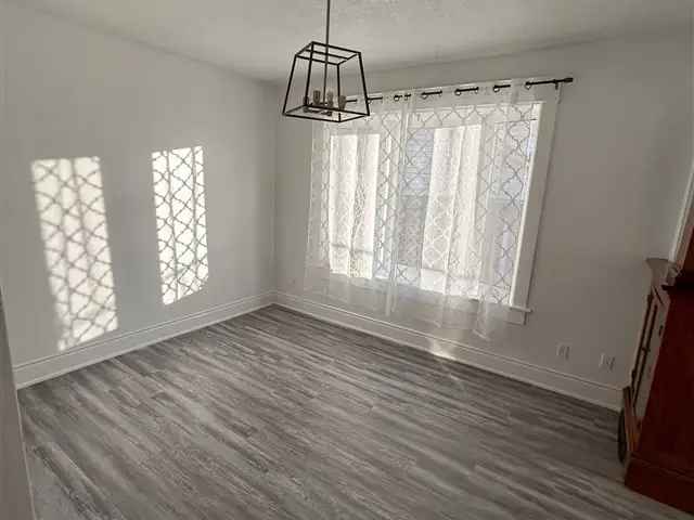 House For Sale in Kitchener, Ontario