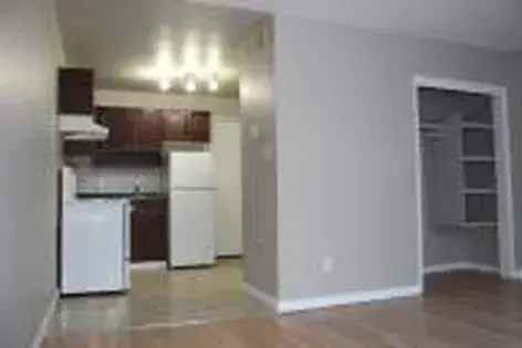 1 room apartment of 58 m² in Edmonton