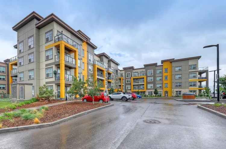 Like New 2 Bed 2 Bath Corner Unit in Seton 880 Sq Ft