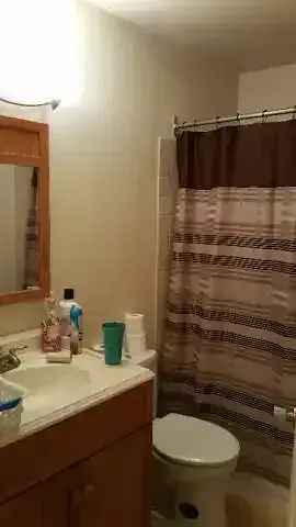 4 Bedroom Townhouse in Edmonton - Family Friendly Community