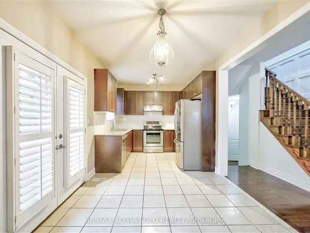 Absolutely Stunning Move In Ready 4 Bedroom Home in Copper Hills