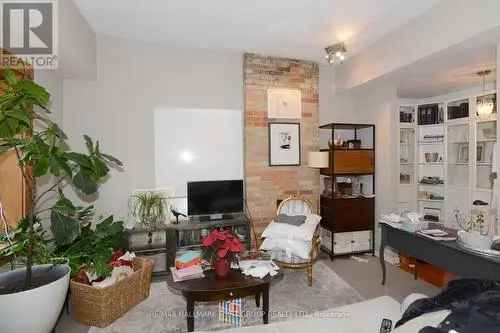 Investment Townhouse 6 Units High Walk Score Church Yonge Corridor