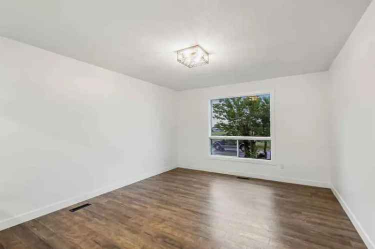 House For Rent in Calgary, Alberta