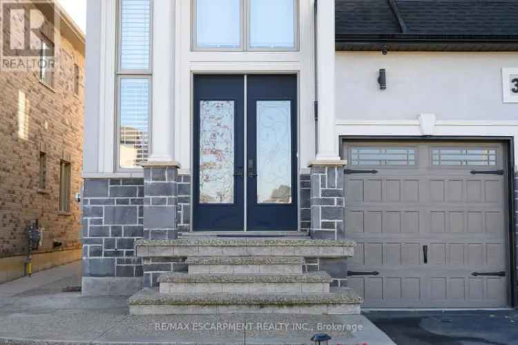 Custom Built Home for Sale in Hamilton Mountain with Luxurious Features
