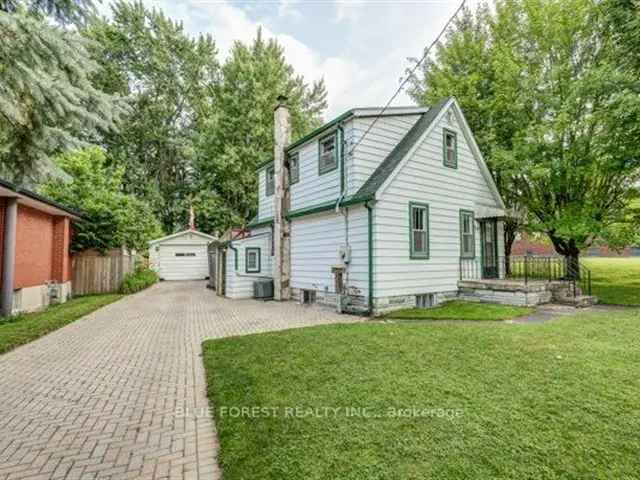 3 Bedroom Home in London Near Downtown