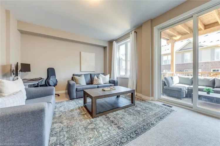 House For Sale in Oakville, Ontario