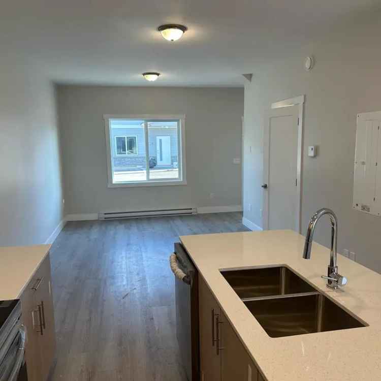 3 Bedroom Townhouse for Rent - Pet Friendly - Available March 1st