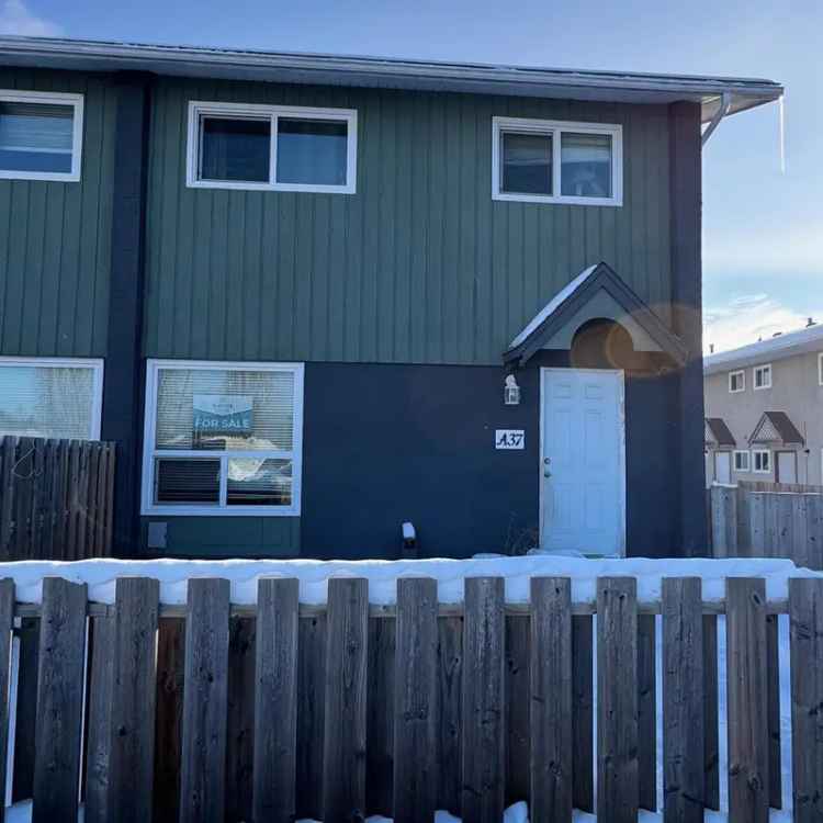 3 Bedroom Townhouse for Sale in Alpine Village