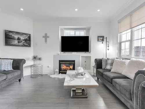 Aldergrove Townhouse For Sale 4 Beds 4 Baths 2000 sq ft