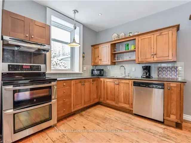 House For Sale in Centre Wellington, Ontario