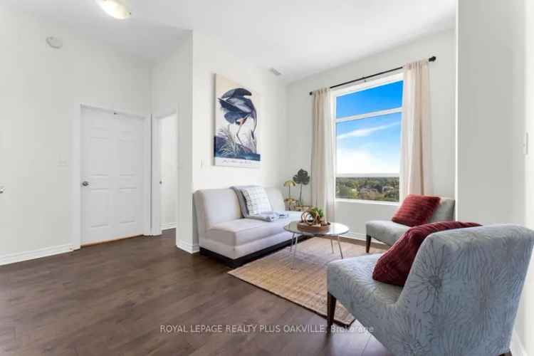 Spacious Penthouse Condo with City Views and Amazing Amenities