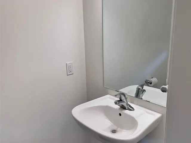 3 Bedroom 3 Washroom Mattamy Townhome with Pond View