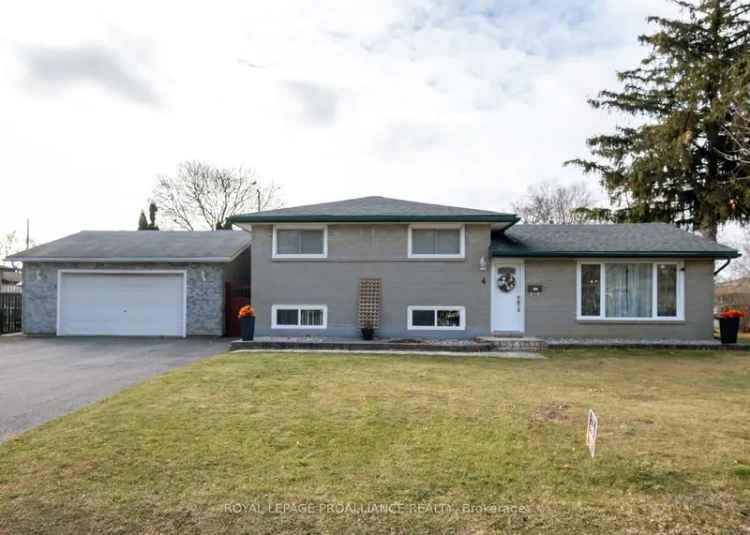 House For Sale in Belleville, Ontario