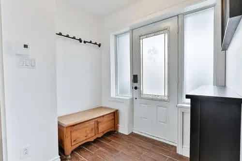 Renovated Duplex Investment Opportunity near Cadillac Metro