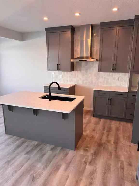 House For Rent in Calgary, Alberta