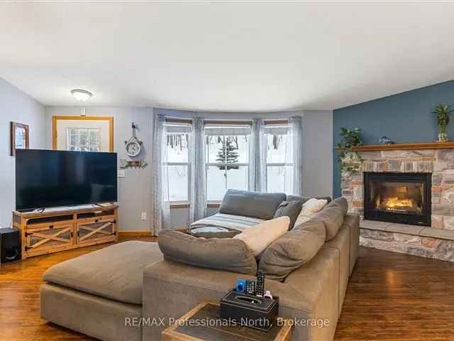 House For Sale in Minden Hills, Ontario