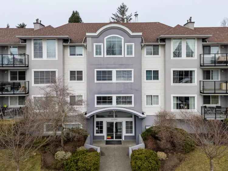 Mission BC Condo for Sale - Updated 2 Bed 2 Bath Top Floor Unit