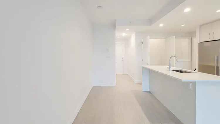 Burquitlam Condo 635 sq ft 1 Bed + Den - Perfect for First Time Home Buyers