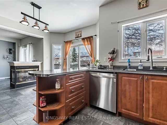 Gorgeous 4-Bedroom Home in Mississauga - 3800 Sq Ft