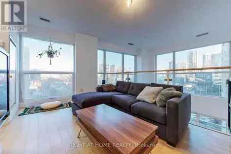 2 rooms apartment of 797 m² in Toronto