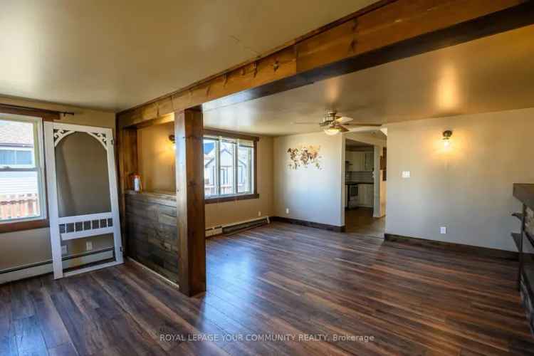 Spacious 2-Bedroom Detached Home Near Schools and Amenities