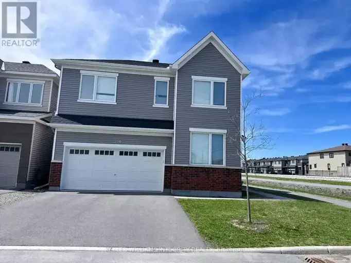 2836 Sqft 4-Bed 3-Bath Home in Barrhaven's Conservancy