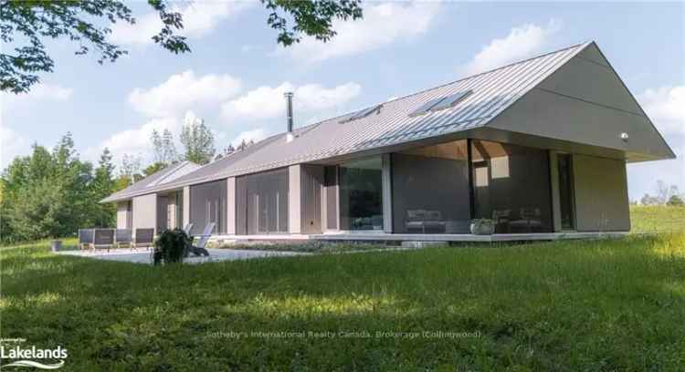 Buy House in Ravenna with Minimalist Design and Natural Surroundings