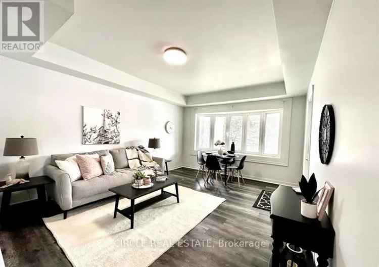 INVESTORS DREAM Duplex Near Amenities
