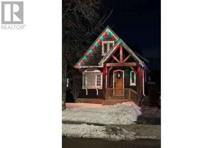 Renovated Kitchener Family Home Near Amenities